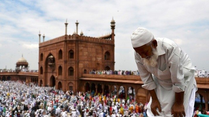 Pengaruh Shalat dan Maksiat Terhadap Rezeki